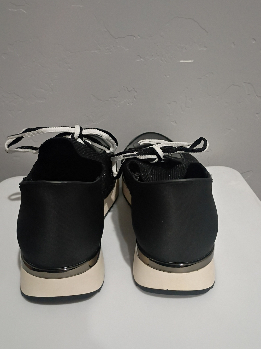 Reaction Kenneth Cole Black Knit & Leather Sneakers with White Sole - Picture 8 of 8